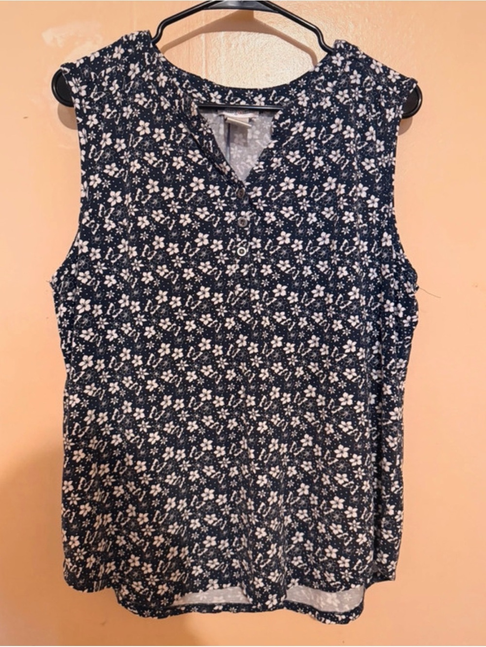 Navy Floral Sleeveless Button-Front Camisole